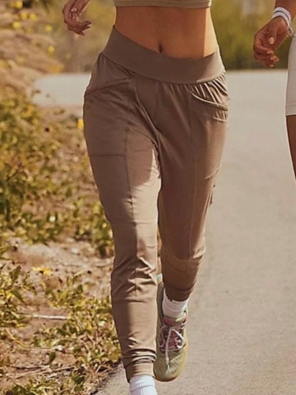NWT Free People FP Movement High Fives Jogger XS Taupe Khaki Athleisure $108